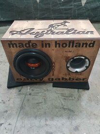 AUSTRALIAN prijs is inc subwoofer