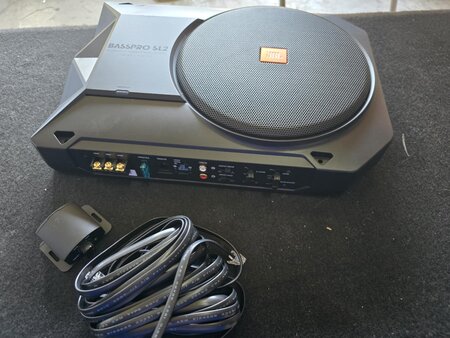 JBL basspro sl2 (bstock)