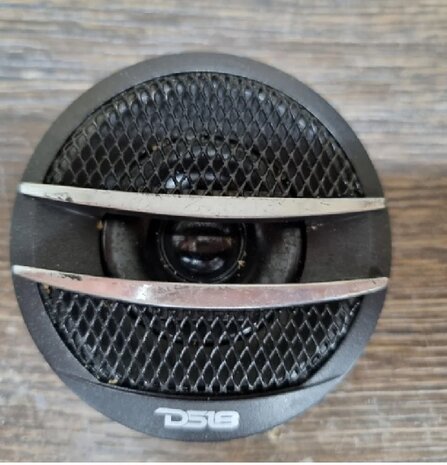 DS18 tweeters
