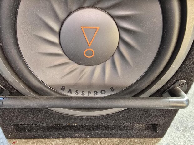 jbl basspro 8