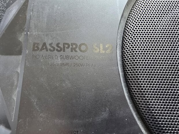 JBL basspro sl2 (bstock)