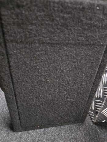 play it louder inc 2x 8 inch subwoofer